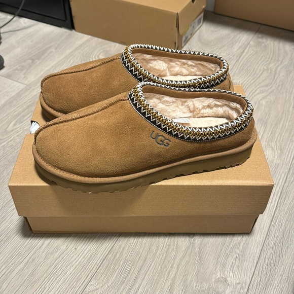 UGG Shoes - UGG TASMAN 10